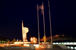 Volos_city_statue